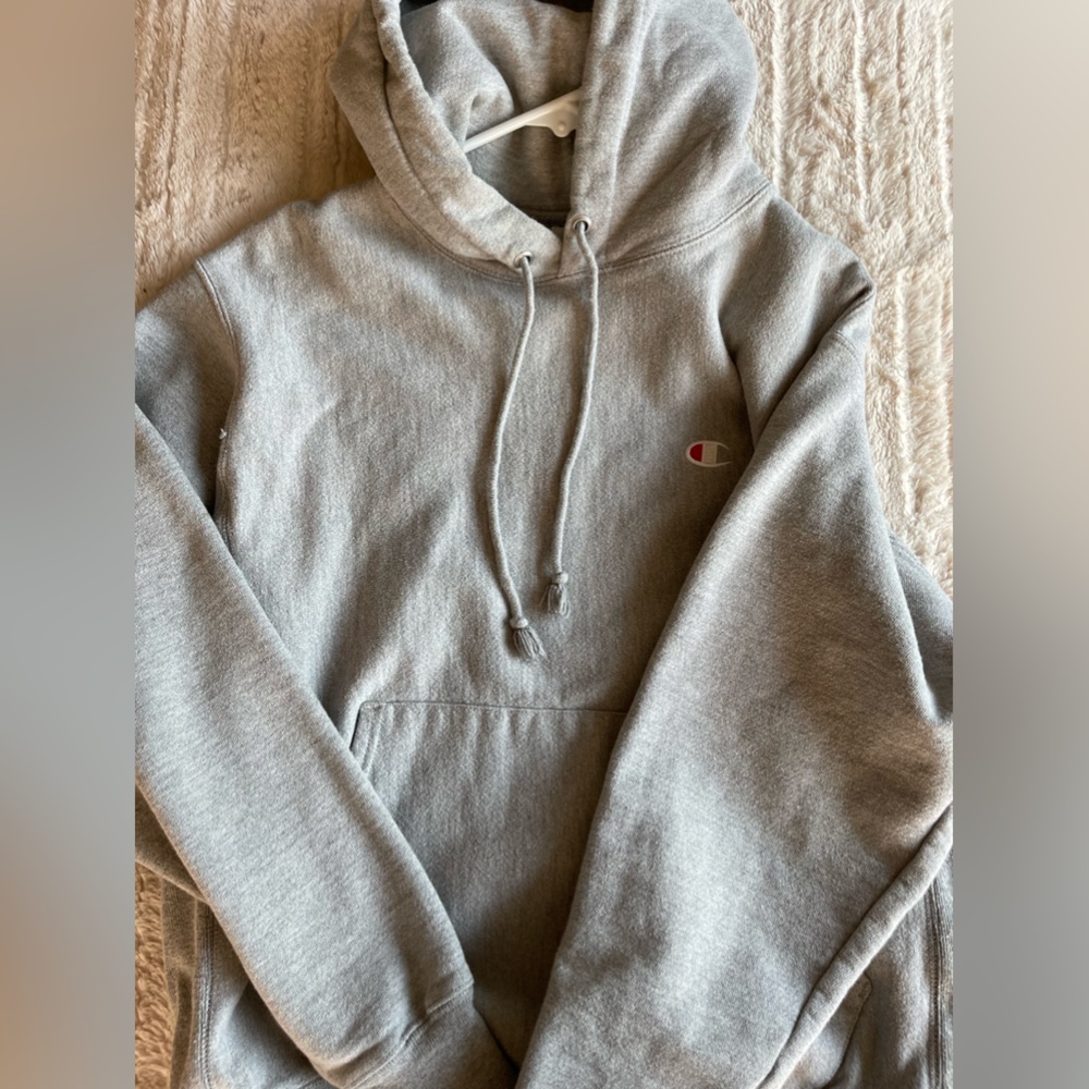 Champion Men’s medium reverse weave sweatshirt gray